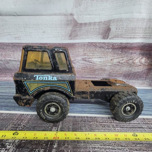 Vintage Tonka pressed steel large cabover semi parts/repair black/blue - Picture 5 of 9